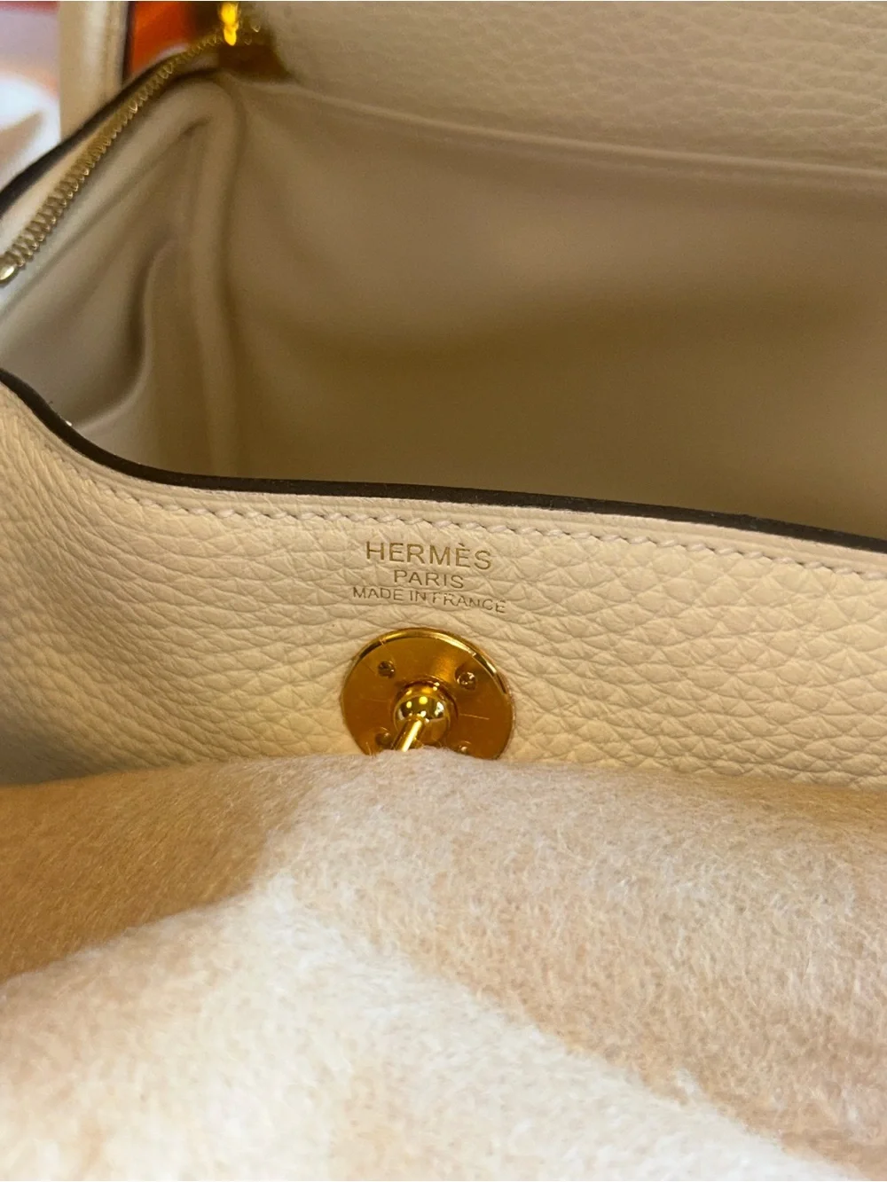 Hermès Mini Lindy - Cream Clemence Leather Gold Hardware 🤍